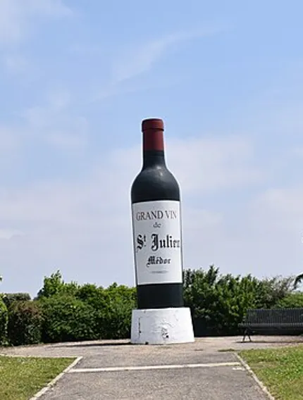 Discover Saint-Julien wines in Bordeaux, known for balance, gravel terroir, Cabernet-driven blends, historic châteaux, and exceptional ageing potential