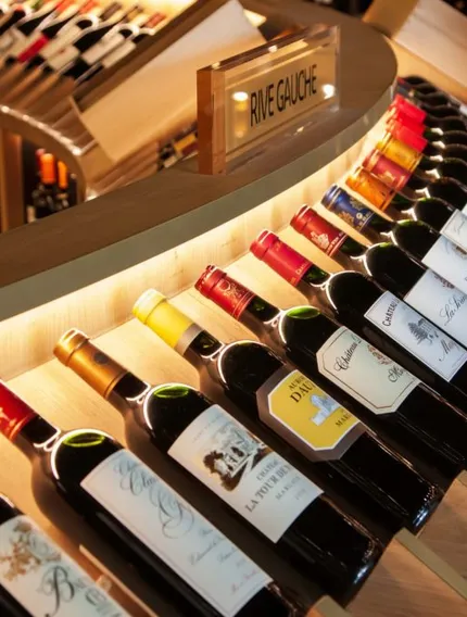 A wine-lover’s guide to which Bordeaux wines to taste first, explained through structure, terroir, and tasting logic.