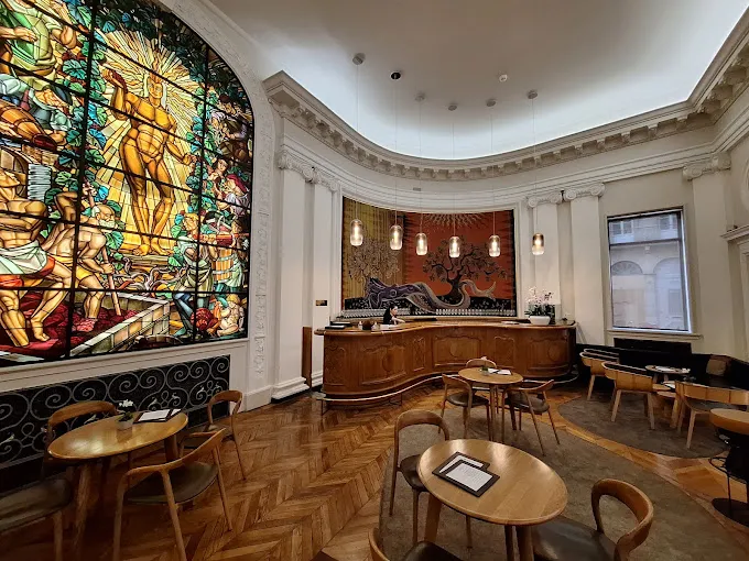 Bar &agrave; Vin Bordeaux wine tasting venue